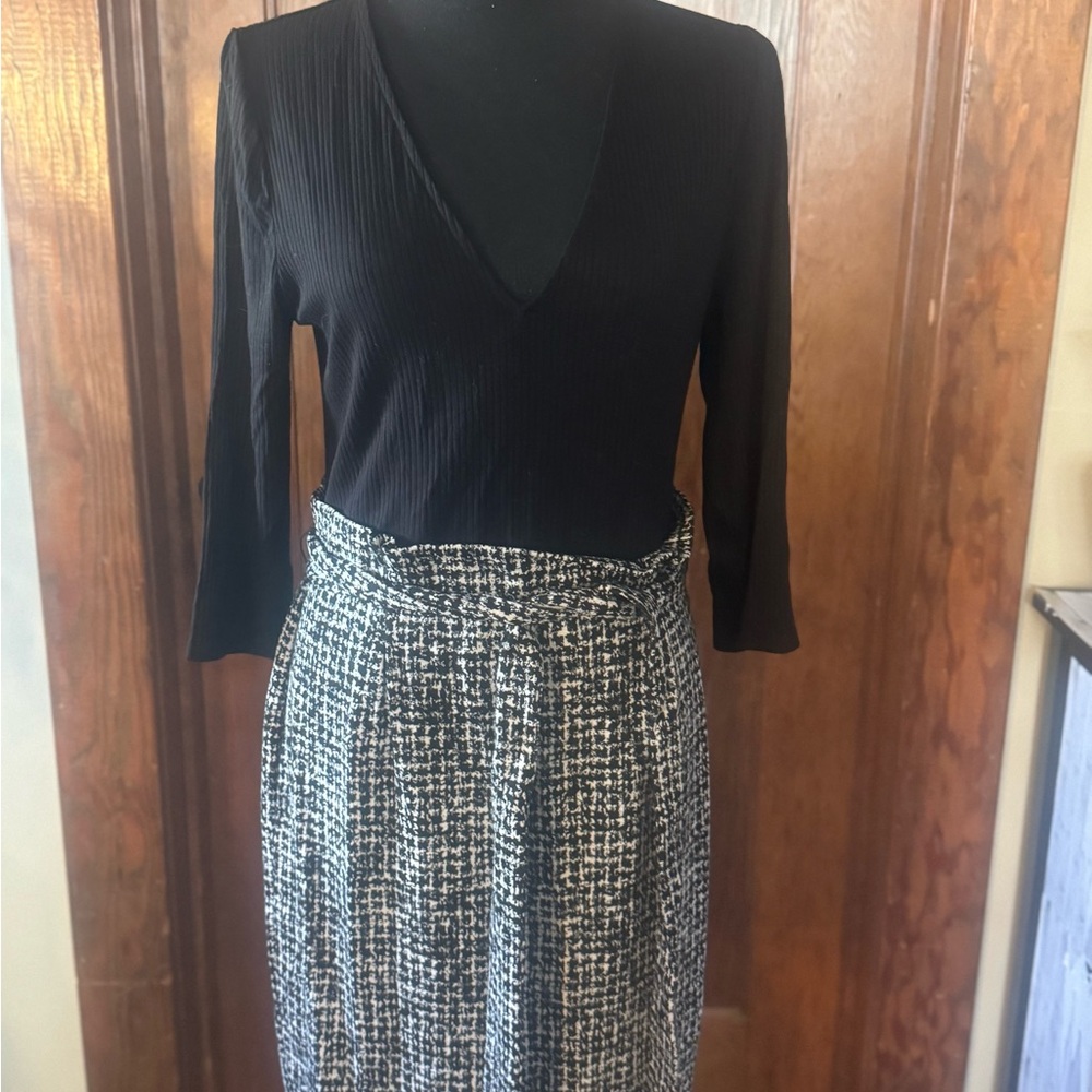 Express Black and White Wrap Dress with Pleated Style for Work